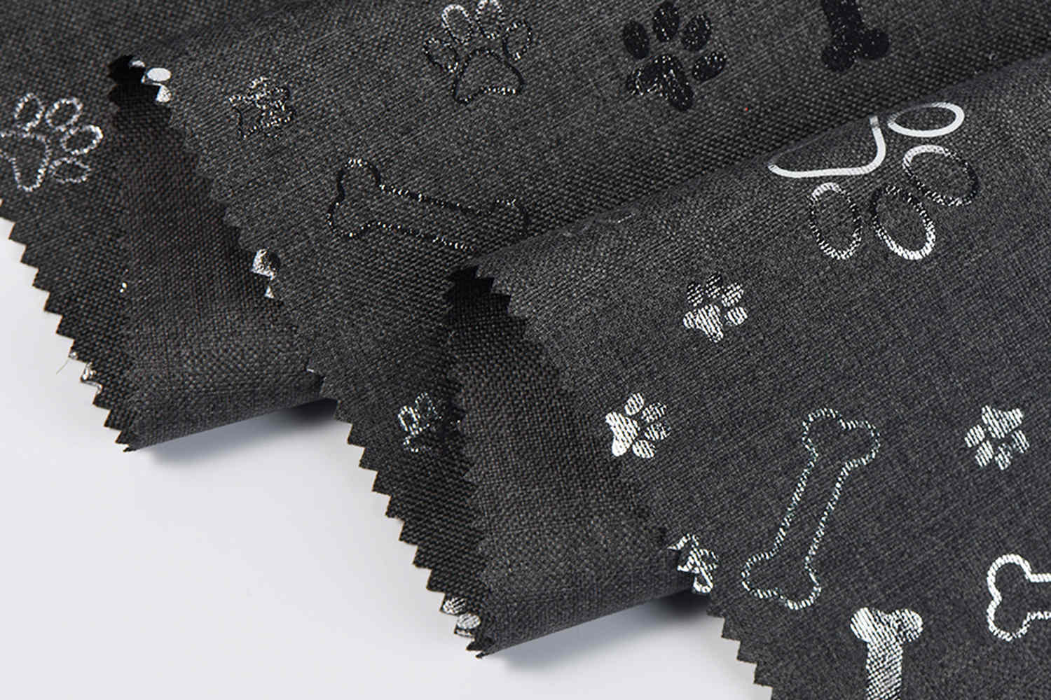 PU revestido de 600d 68T com estampa de prata